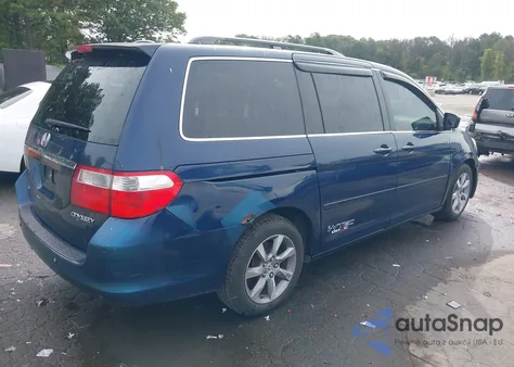 2005 Honda Odyssey Touring z USA, uszkodzony, nr VIN 5FNRL38805B089460